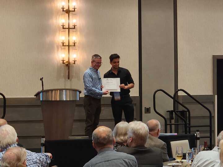 Congratulations @_mitra_abhishek for receiving the Zerner Award at Sanibel conference. It has been such a pleasure to see you blossoming as a scientist in these years and soon you will graduate! Very proud of @GagliardiGroup @UChiChemistry @UChicagoPME