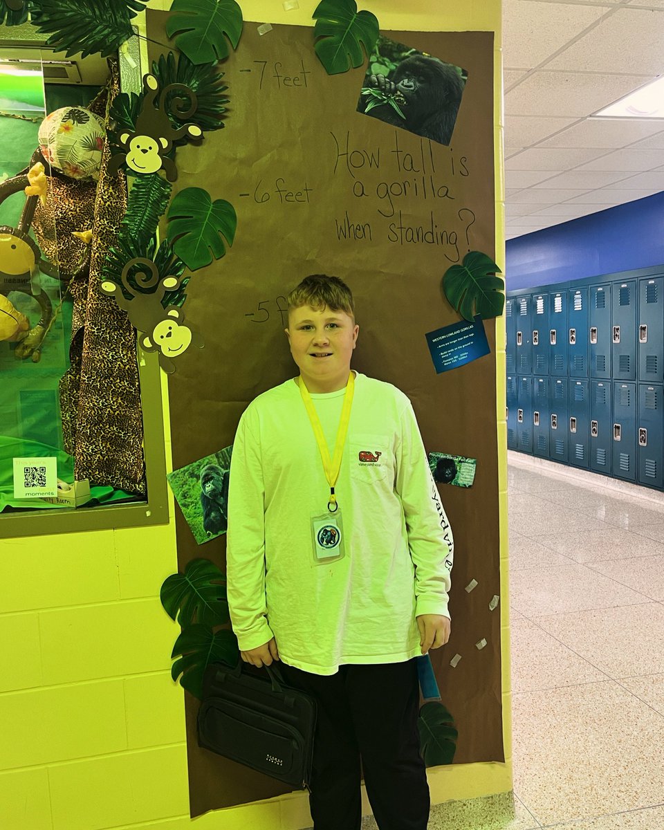 BeachStreetWI's tweet photo. Do you know how tall a gorilla is when standing?? Come to the library to cast your vote and win a prize! #onebookoneschool #wireads #wiproud #bsp #libraryfun #oneandonlyivan https://t.co/RtKNP9JUF0