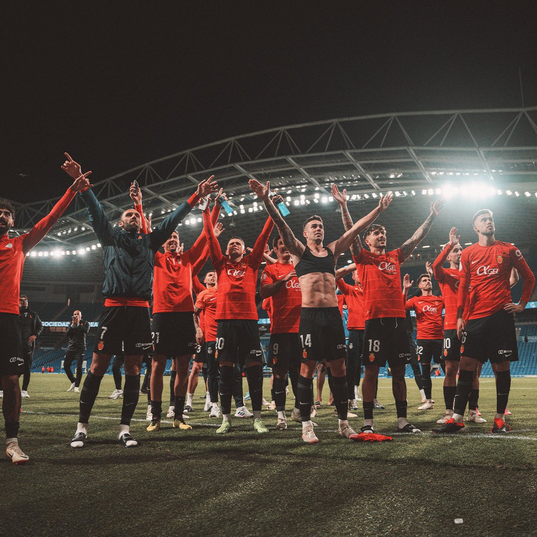 ⁉️ ¿Quieres ver a los 𝐟𝐢𝐧𝐚𝐥𝐢𝐬𝐭𝐚𝐬 𝐝𝐞 𝐥𝐚 𝐂𝐨𝐩𝐚 ante el <a href="/GironaFC/">Girona FC</a>?

𝐒𝐨𝐫𝐭𝐞𝐨 𝐝𝐞 𝐮𝐧𝐚 𝐞𝐧𝐭𝐫𝐚𝐝𝐚 𝐝𝐨𝐛𝐥𝐞 para este fin de semana.

Para participar:

1️⃣ RT a este tuit

2️⃣ Seguir a <a href="/lazonadiez/">La Zona 10</a>

Plazo para participar: hasta el viernes 30, 23:59h.