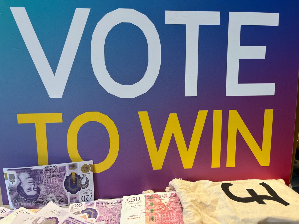 Not long now until voting in our SU Elections opens... Cast your vote next week & you could win* £500! All you have to do is choose who you want to be your next Student Leaders & RAG Charities! Voting opens 10am, Mon March 4 at q-su.org! *T&Cs Apply @QUBelfast