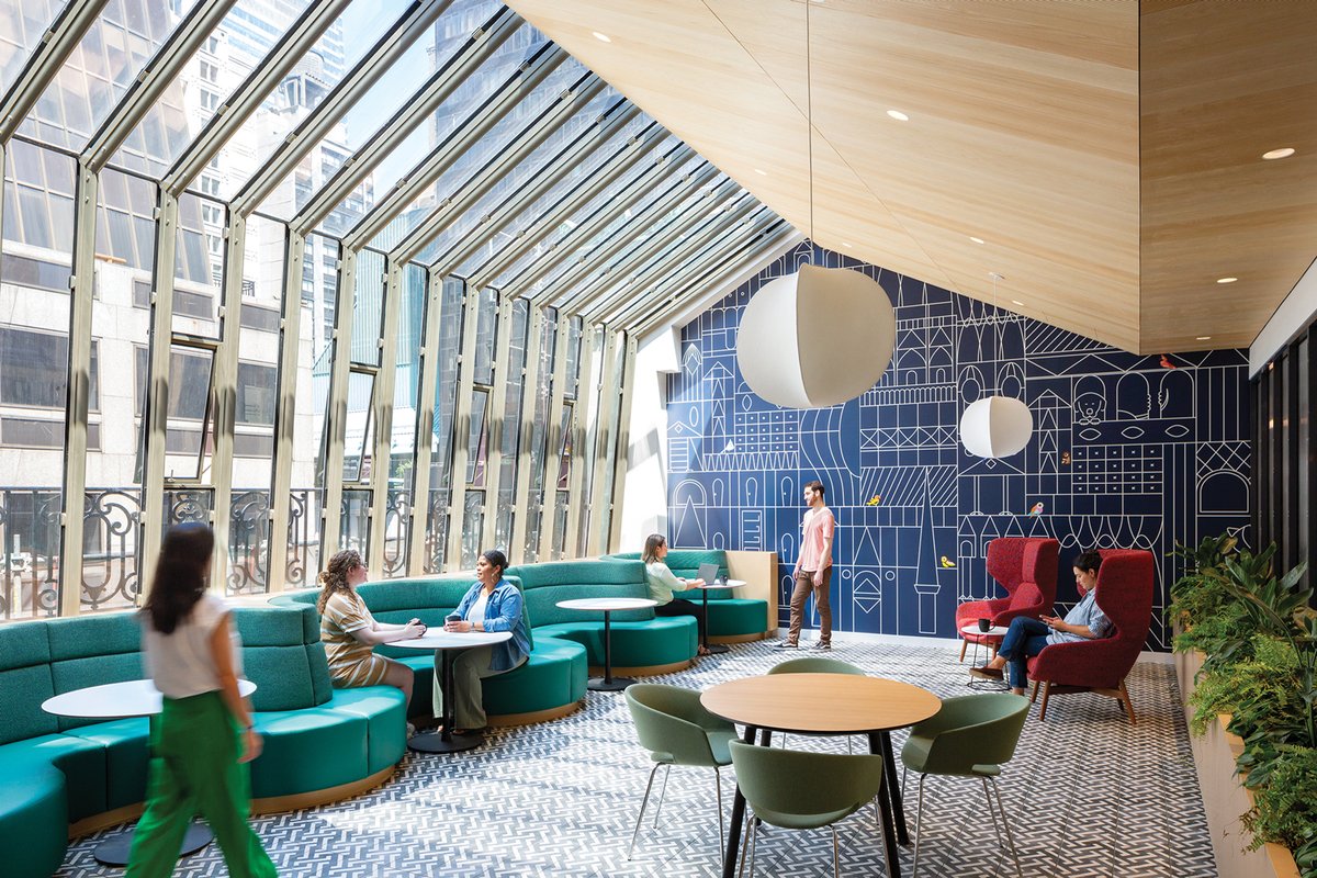 StructureTone's tweet image. Amazon purchased the Lord &amp;amp; Taylor building on Fifth Avenue to tun it into a dynamic tech hub, a project recently awarded NY Landmarks Conservancy&apos;s Lucy G. Moses Preservation Project Award. See how Structure Tone managed construction in #STOBGinsights: ow.ly/i3NZ50QHQ2h