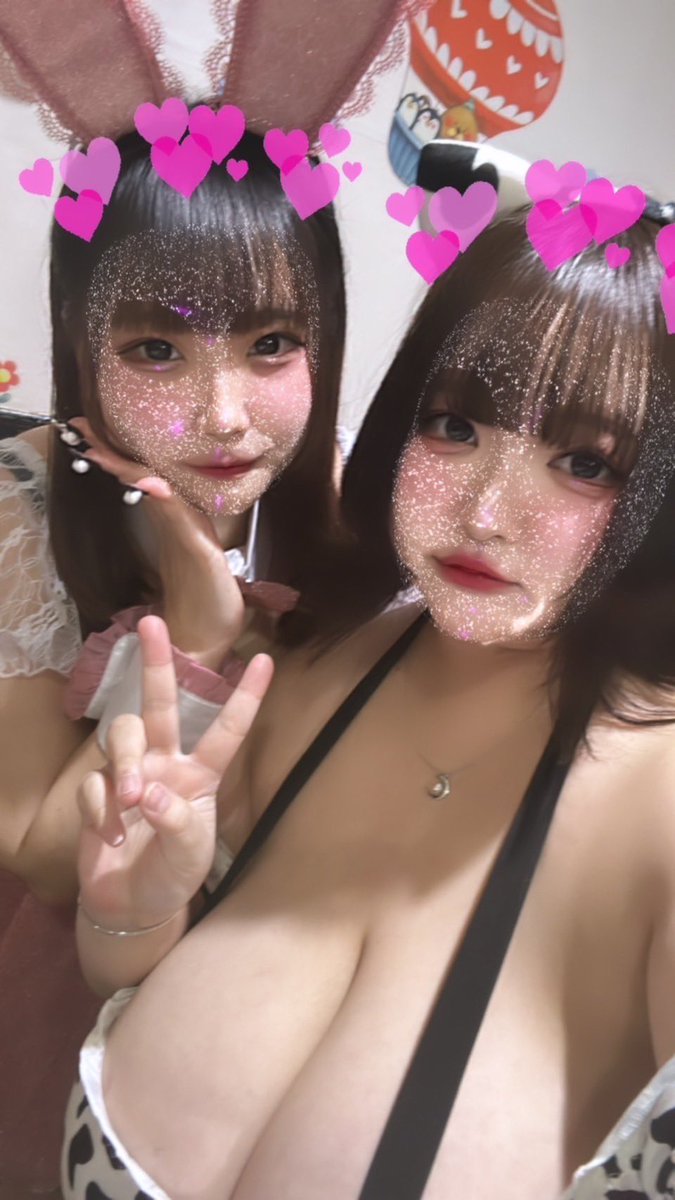 ログアウトしてます！
平日も雨の中沢山お越しいただきありがとうございます！
チェキにホラー映画、カラオケに乾杯
うるちゃん少し酔ってておもろかったです。
次は明日居ます！
3/1居ます！ねうちゃんとツーオペです！ https://t.co/Td2cyqWX2X