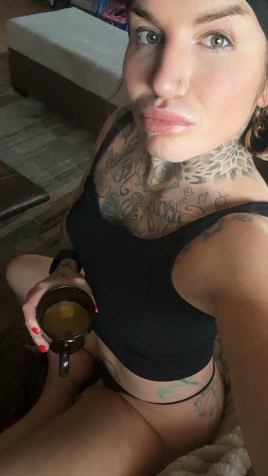 Who puts butter in their coffee?👀👌 https://t.co/ttGkJNYeqc<a href="/tag/andnew"class="tags"><span>#andnew</span></a>