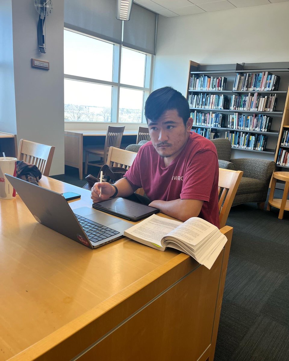 In need of a new place to study or do homework? Is so, the NWC Library, located on the fourth floor of the NWC, is a great option with a plethora of seating options! 📚