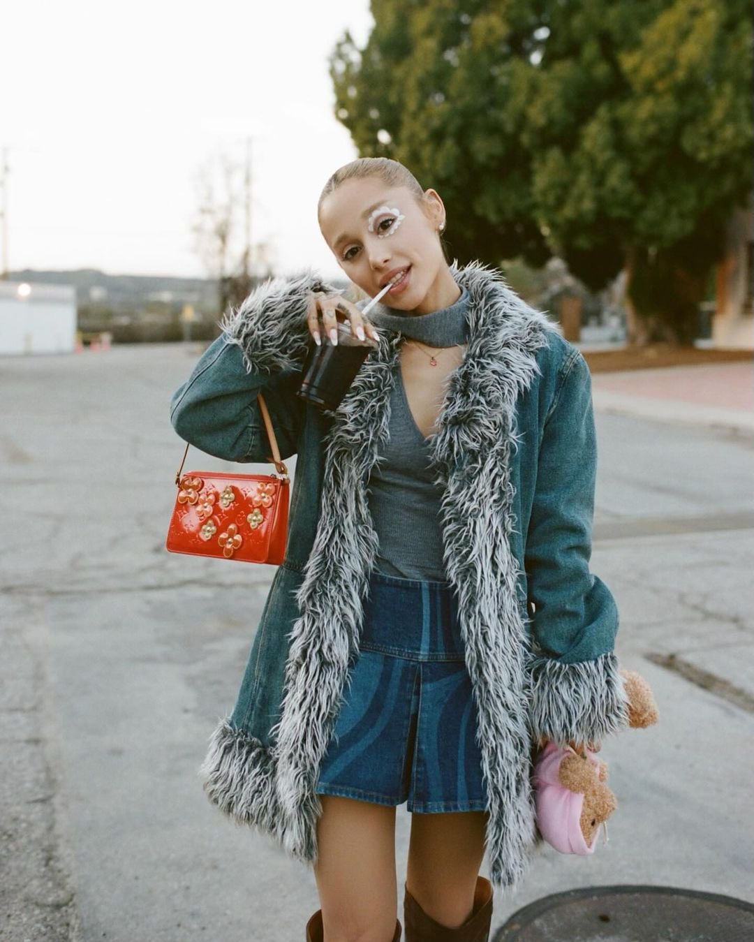 Ariana grande teddy bear jacket outlet