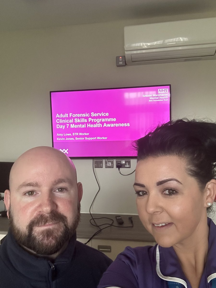 Well mine & @jones_kev first ever… & just like that we have delivered our first training DAY to staff. 
With great success, all feedback was fantastic 😀😀😀
Proud moment for us both 

@JosephOgbeide4 
@BenStrongGMMH 
@LisaS823024566 
@AmeliaGMMH 
@CathyLovatt1 

#lowrylife