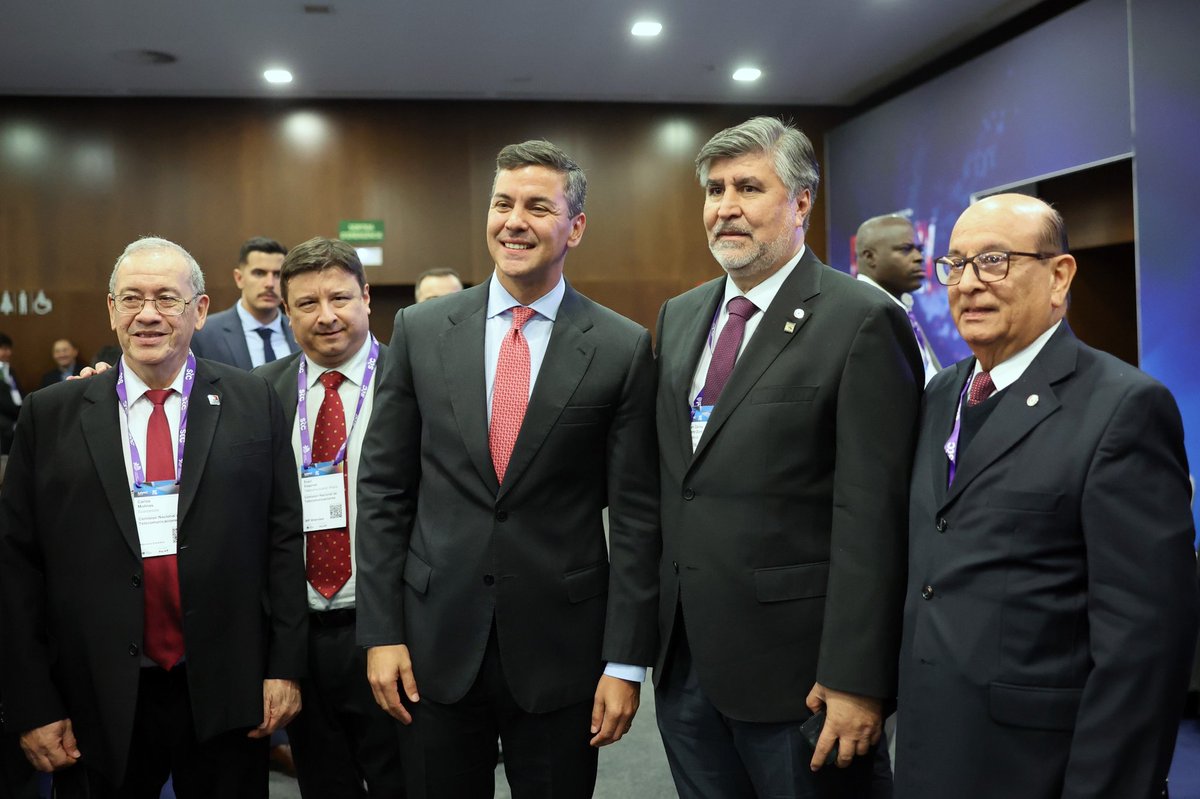 conatelpy's tweet image. 📍Encuentro Global sobre Telecomunicaciones en Barcelona: El Presidente de la Republica @SantiPenap destaca como anfitrión de inversiones.
#GobiernoDelParaguay
