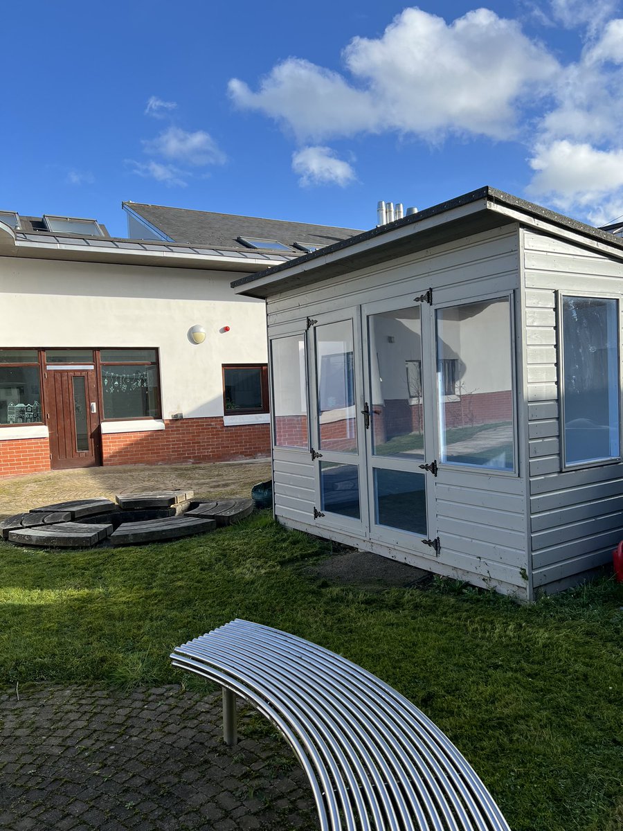 Garden tidy up and first cut of the season in preparation for the arrival of spring tomorrow.☀️🌼
#theresafairstretchintheevenings
<a href="/Education_NI/">Education NI</a> <a href="/Ed_Authority/">Education Authority</a> @SETsocialwork <a href="/setrust/">South Eastern Trust</a> <a href="/CSSC_NI/">Controlled Schools' Support Council (CSSC)</a> <a href="/ChrisNICCY/">Chris Quinn</a>