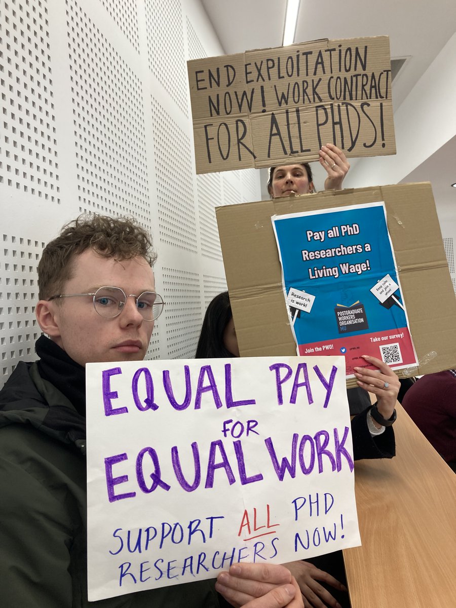 PWO_MU's tweet photo. Today we held a protest during @MaynoothUni's President's update, which we received invitations to via our staff emails.
Before we even began our protest, there was an attempt to kick us out because the event was "only for staff", and security was called.
#ResearchIsWork https://t.co/trbCDQWv7x