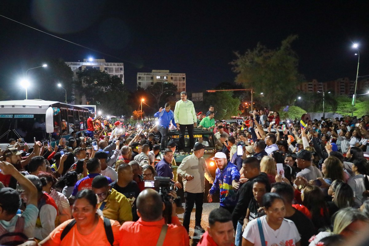 Nicolás Maduro tweet media