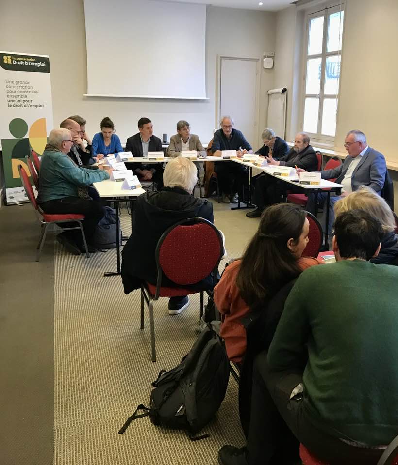 Pacte_civique's tweet photo. Conférence de presse ce 29 février, à Paris, de lancement officiel de LA CONCERTATION...
Les quatorze structures qui ont préparé ce lancement sont là, dont le Le Pacte Civique, bien sûr !
GO le TOUS ENSEMBLE POUR L'EMPLOI POUR TOUS 
#TZCLD #Coorace #ATD #emmaus #MNCP #etcld https://t.co/E2k656vHTo