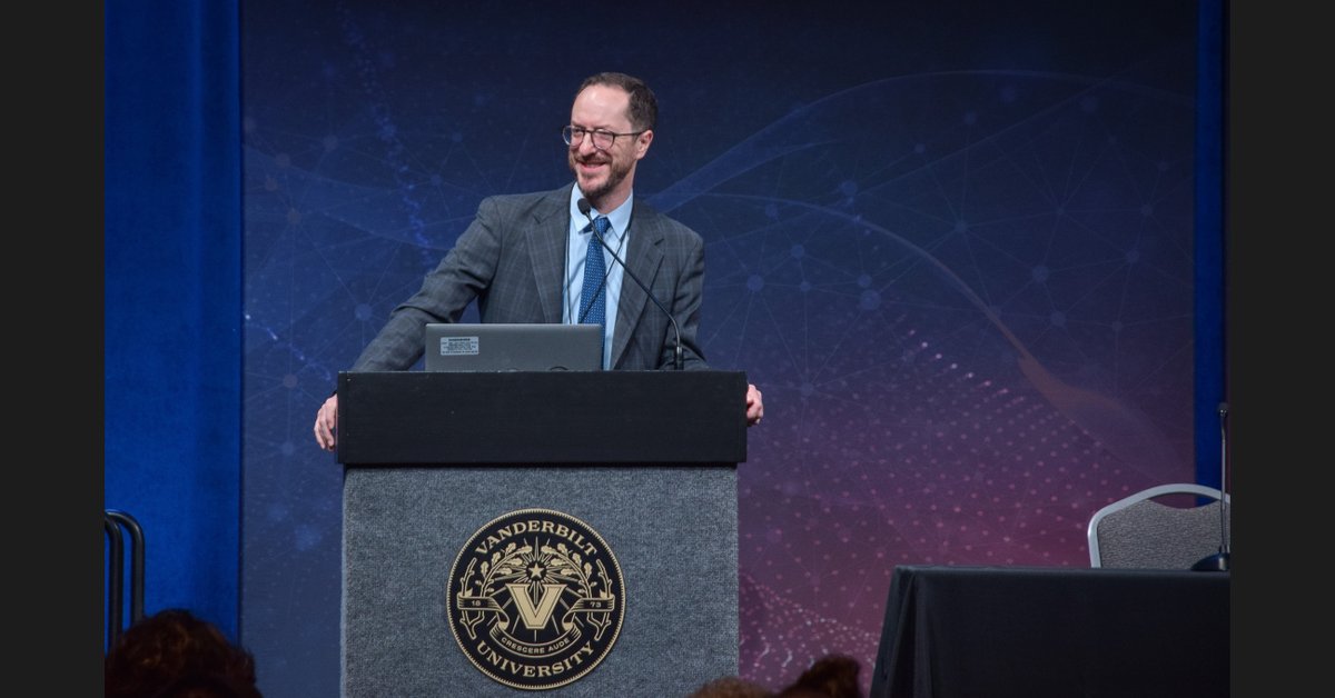 The @NSF's Smart and Connected Communities organization is holding its Principal Investigator's meeting at @VanderbiltU this week. Nashville Mayor @FreddieOConnell delivered opening remarks, following a welcome from @VU_Provost C. Cybele Raver and Dean Krish Roy @KrishRoyLab.