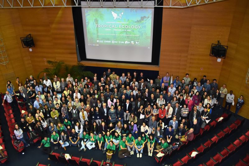 Six membres de @FORIL_Uliege ont présenté leurs projets de recherche à la conf. « European Conference for Tropical Ecology» à Lisbonne du 12-16 fév 24. Recherches présentées dans 4 sessions (une co-présidée par A. Fayolle & A. Gorel) +Infos: lnkd.in/e5Exe4Bj @AgroBioTech