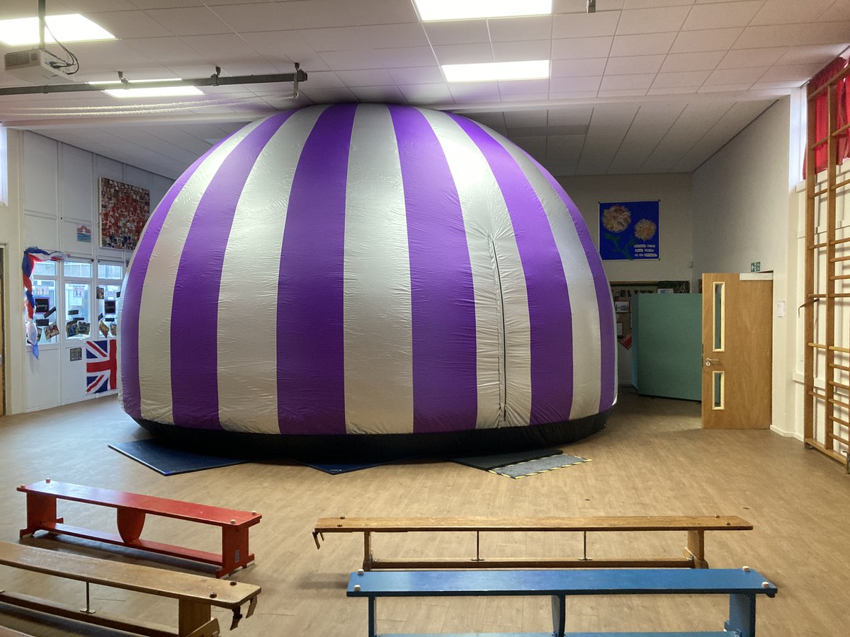 Today 120 Yr 5 & Yr 6 pupils @CliffordBridge enjoyed a 7m digital planetarium night sky, visited the Space Station, and learned about the Solar System & search for real aliens. Thank you Clifford Bridge Academy for a lovely visit 🚀📷 #EduTwitter #ukedchat #nqtchat #educhat