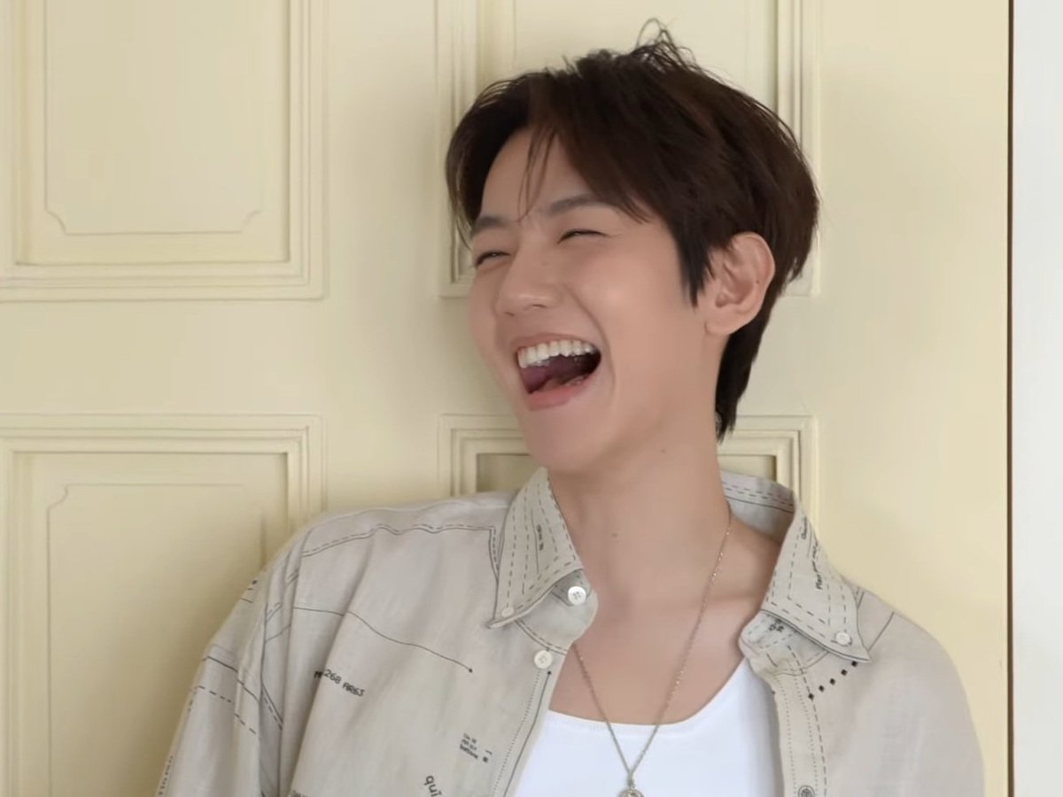 비하인드가 꼭 필요한 이유다
촬영스탭분들은 두가지 버전의 백현을 생생하게 다 보는거잖아 부럽다🥺