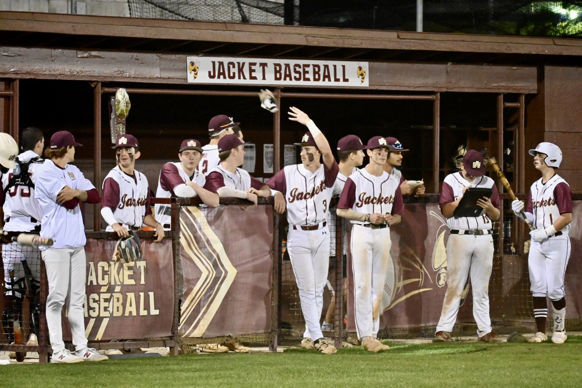 _SAHS_BASEBALL's tweet image. Come out and watch us battle Camden County💪🏼 JV at 4:00, V at 6:30…LET’S GO!!!