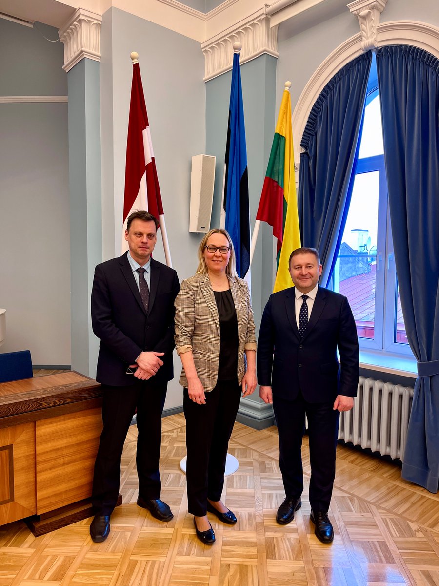 Undersecretary for Rescue and Crisis Management Tuuli Räim 🇪🇪 met Deputy State Secretary Janis Bekmanis 🇱🇻 and Vice-Minister of the Interior Vitaly Dmitrijev 🇱🇹 to share experiences of #CivilProtection and response to emerging common threats in a changed #Security situation in 🇪🇺