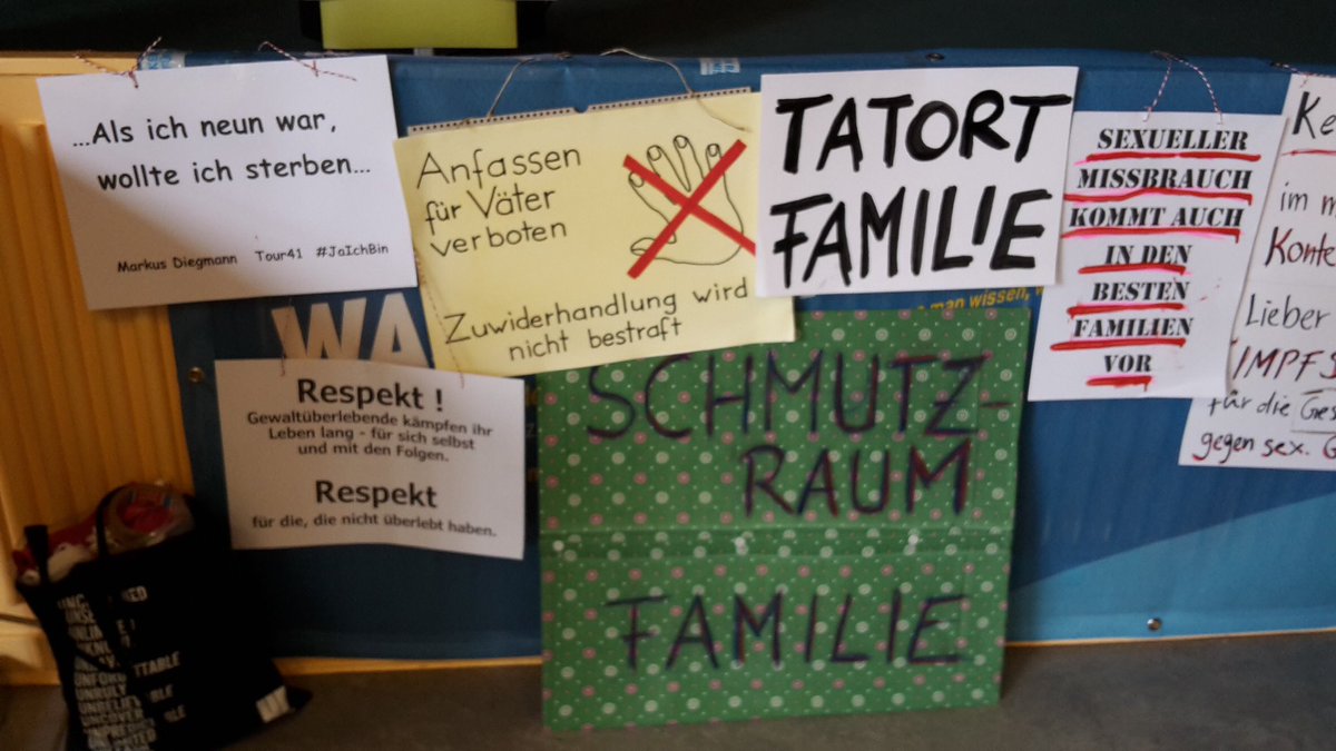 Tour41 e.V.-Aktiv gegen sexuelle Gewalt an Kindern (@tour41ev) on Twitter photo Sexualverbrechen an Minderjährigen sollen nicht mehr verjähren! #Frankreich #metooinceste #JaIchBin #KeineTatohneKonsequenz #TatortFamilie
👉 chng.it/YmGWPtKc via <a href="/ChangeGER/">Change.org Deutschland</a>
Inzest-Studie in Frankreich fordert: Verjährung bei familiärem Missbrauch soll wegfallen! Sexualverbrechen an Minderjährigen sollen nicht mehr verjähren! #Frankreich #metooinceste #JaIchBin #KeineTatohneKonsequenz #TatortFamilie
👉 chng.it/YmGWPtKc via <a href="/ChangeGER/">Change.org Deutschland</a>
Inzest-Studie in Frankreich fordert: Verjährung bei familiärem Missbrauch soll wegfallen!