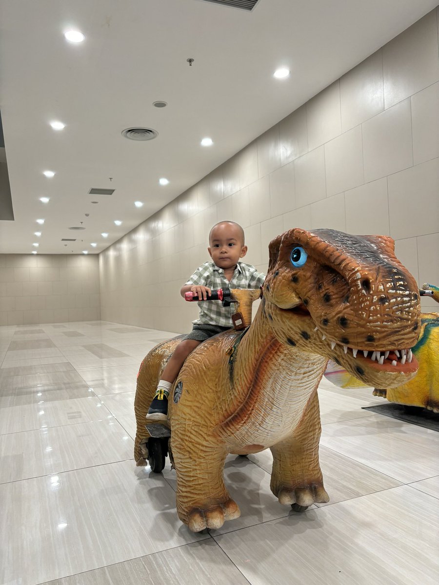 Dino saja bisa aku takhlukan. Apalagi hatimuu..💕💕