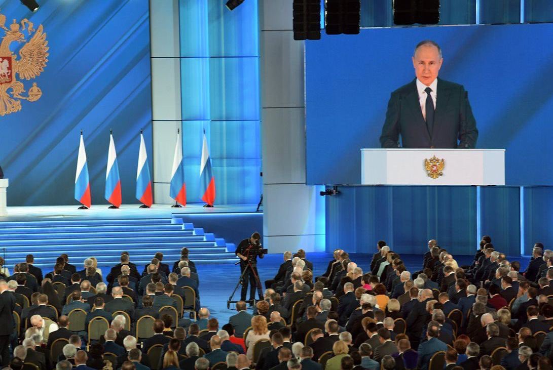 DagnyTaggart963's tweet photo. Putin: the elite are those who serve Russia, not those who lined their pockets in the 1990s

“The real elite of Russia are workers and warriors, and not that self-proclaimed caste that has no merit to society, but simply lined its pockets in the 1990s”

Hello Khodorkovsky and co. https://t.co/SdxbJdXeEm