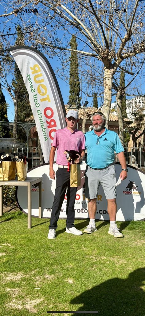 Golf S T R O N G ⛳️💪🏼 tweet media