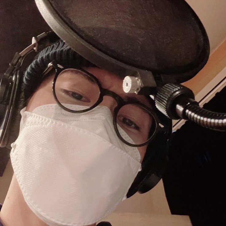 cry4lmk's tweet image. mark in recording booth🎙️