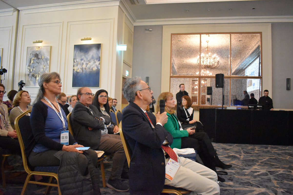 Kicking off the first session of #INBBC2024 with fascinating presentations on cutting edge research on brain injury pathways and potential neuroprotective targets in the preterm newborn!

Stephen Back: "Cellular and Molecular Pathways of Brain Injury-Implications for Therapeutic