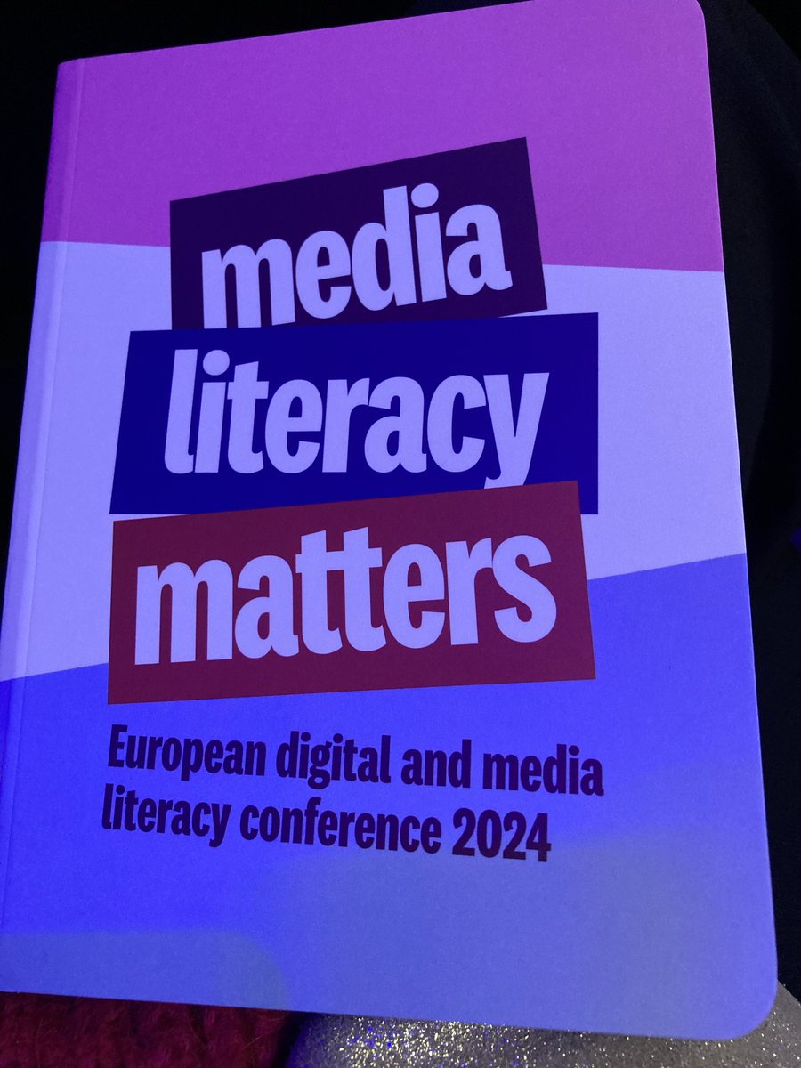 LDelmoly's tweet image. Le @LeCLEMI  participe à la European Media Literacy week à Bruxelles. 4 jours de conférences avec 400 professionnels issus des médias, de la politique et de la recherche. L&apos;occasion de faire le bilan des projets en cours et à venir #mlmatters