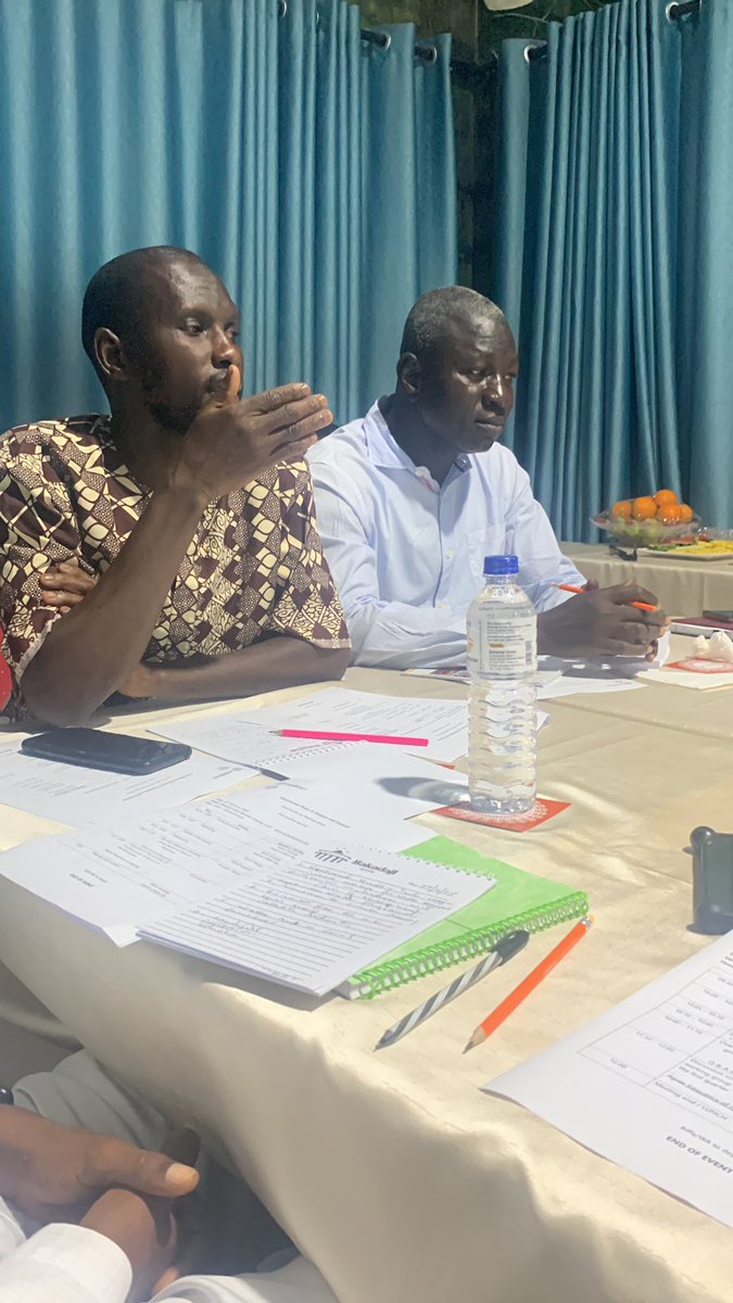 Preventive maintenance of fleet is a hot topic at our first technical working group with Brikama, Banjul and Kanifing councils! @wasteaid @CIWM. 24 fleet trucks used in Kanifing but how to keep them on the road!