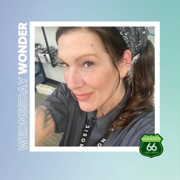 OldWellness's tweet photo. 🌿 This week's Wednesday Wonder is... Steph! ✨

Stephanie is one of our OGs! Being with us from day one, she's witnessed the ever-changing scene and is still riding the waves with us! When asked what she loves about this plant and working in the industry, she said, "I love that I can medicate naturally with MMJ. I love educating people on all things MMJ and seeing them get healthier, feel better, and be happier. I'm very happy with what I do and the people I'm around every day."

Thank you, Steph, for being part of the team! 💚

𝘔𝘦𝘥𝘪𝘤𝘢𝘭 𝘥𝘦𝘤𝘪𝘴𝘪𝘰𝘯𝘴 𝘴𝘩𝘰𝘶𝘭𝘥 𝘯𝘰𝘵 𝘣𝘦 𝘮𝘢𝘥𝘦 𝘣𝘢𝘴𝘦𝘥 𝘰𝘯 𝘢𝘥𝘷𝘦𝘳𝘵𝘪𝘴𝘪𝘯𝘨. 𝘊𝘰𝘯𝘴𝘶𝘭𝘵 𝘢 𝘱𝘩𝘺𝘴𝘪𝘤𝘪𝘢𝘯 𝘰𝘯 𝘵𝘩𝘦 𝘣𝘦𝘯𝘦𝘧𝘪𝘵𝘴 𝘢𝘯𝘥 𝘳𝘪𝘴𝘬𝘴 𝘰𝘧 𝘱𝘢𝘳𝘵𝘪𝘤𝘶𝘭𝘢𝘳 𝘮𝘦𝘥𝘪𝘤𝘢𝘭 𝘔𝘔𝘑 𝘱𝘳𝘰𝘥𝘶𝘤𝘵𝘴.