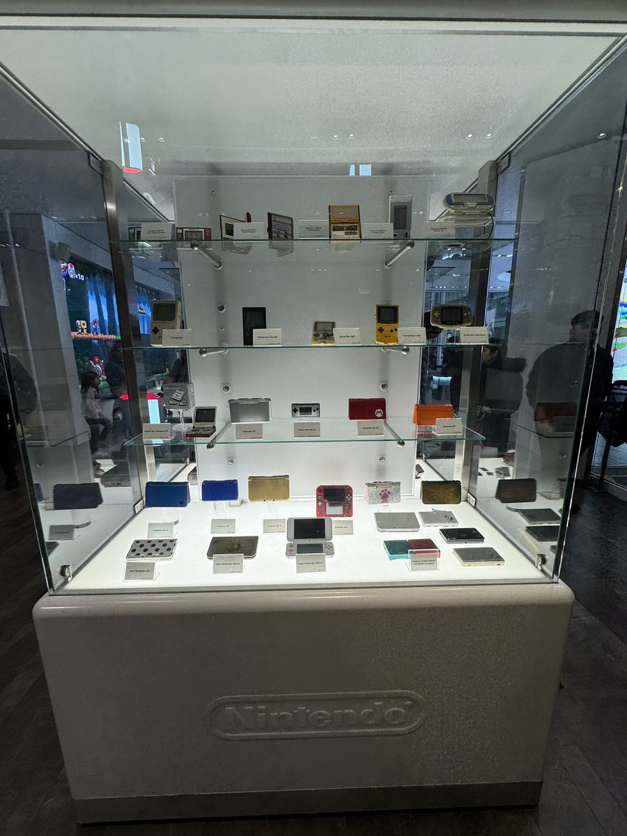 AlunICT's tweet photo. On our second full day students checked out @NintendoAmerica https://t.co/u2OkN5hoN2