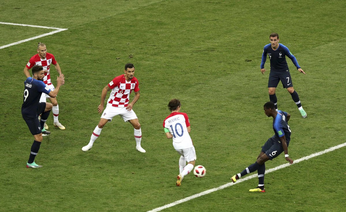 _BeFootball's tweet photo. Paul… Pourquoi ? https://t.co/pWz24gEAcg