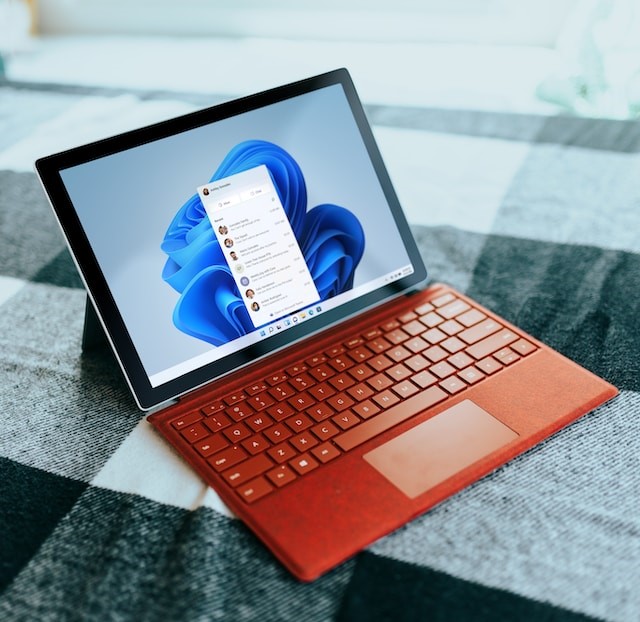 Azure Virtual Desktop has many benefits, most notably its security. AVD provides access to training and resources to help you and your business stay informed about security practices and trends. We list the top benefits of azure - quiss.co.uk/windows-virtua…