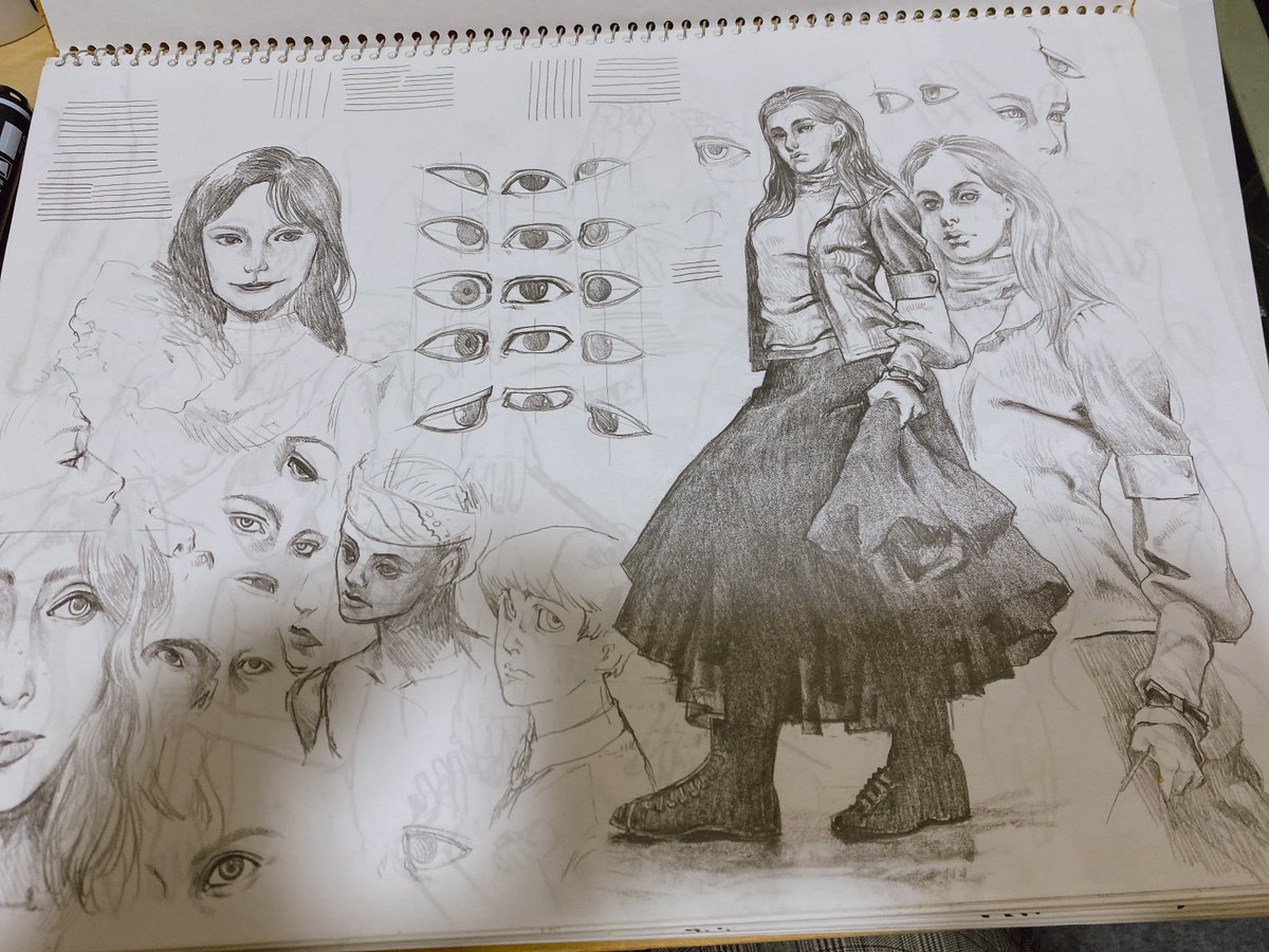 部屋をひっくり返してたら20年前のスケッチブックでてきた。思うように描けずにもやもやしつつ楽しそうでよかった 