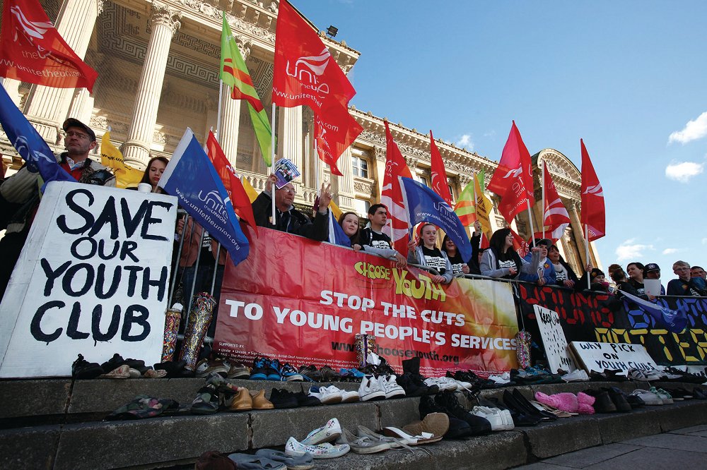 Many thanks to <a href="/rach_hopkins/">Rachel Hopkins MP</a> for moving the debate to consider trends in funding levels for youth services. Thanks to other MPs who participated &amp; who recognise the value of youth work. Gov't continues to fail young people by not investing in a National Youth Service.