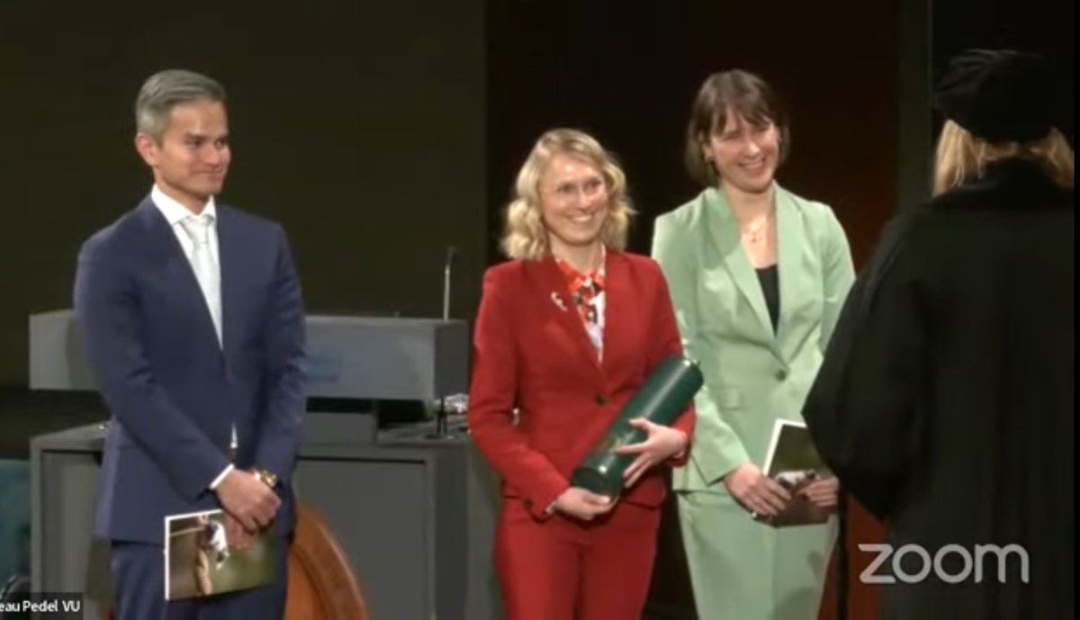 Mol. Cell Biology and Immunology Lab (@sciencelab_mcbi) on Twitter photo Congratulations to Amelie Bos (from Group van Egmond <a href="/LabvanEgmond/">Lab van Egmond</a> and Group Mebius <a href="/Mebius_Lab/">Reina Mebius</a>) for obtaining your #PhD! Chapeau🥳🎉🎓📃
#thesisdefense #graduate Congratulations to Amelie Bos (from Group van Egmond <a href="/LabvanEgmond/">Lab van Egmond</a> and Group Mebius <a href="/Mebius_Lab/">Reina Mebius</a>) for obtaining your #PhD! Chapeau🥳🎉🎓📃
#thesisdefense #graduate