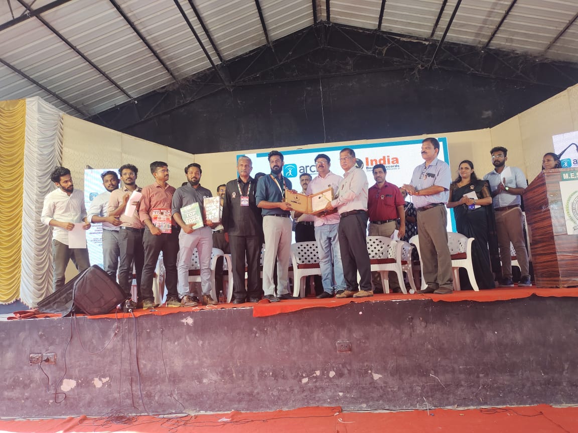 indiabookrecord's tweet image. Mohammed Sajin S from Kollam, Kerala, has etched his name in the #IndiaBookofRecords by setting remarkable record in #engineeringeducation.
Mohammed conducted astonishing 150 #technicalworkshops, showcasing advancements &amp;amp; career opportunities across various engineering streams.