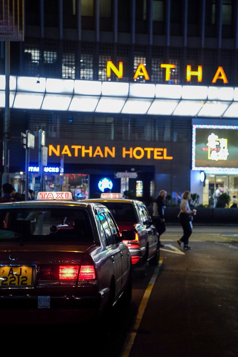 Nathan...✨#hkig #nightcity #hkiger #streetphotography #neonlights #taxi #nightlife #discoveryhongkong #neon  #hktaxi  #nightshot #forhire #taxinight #タクシー #hongkongcab #cab #香港的士 #霓虹燈 #under_the_sign_hongkong