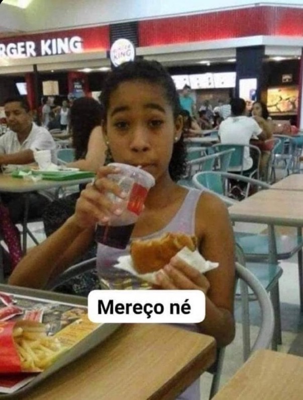 *eu tentando juntar dinheiro* 5 minutos depois