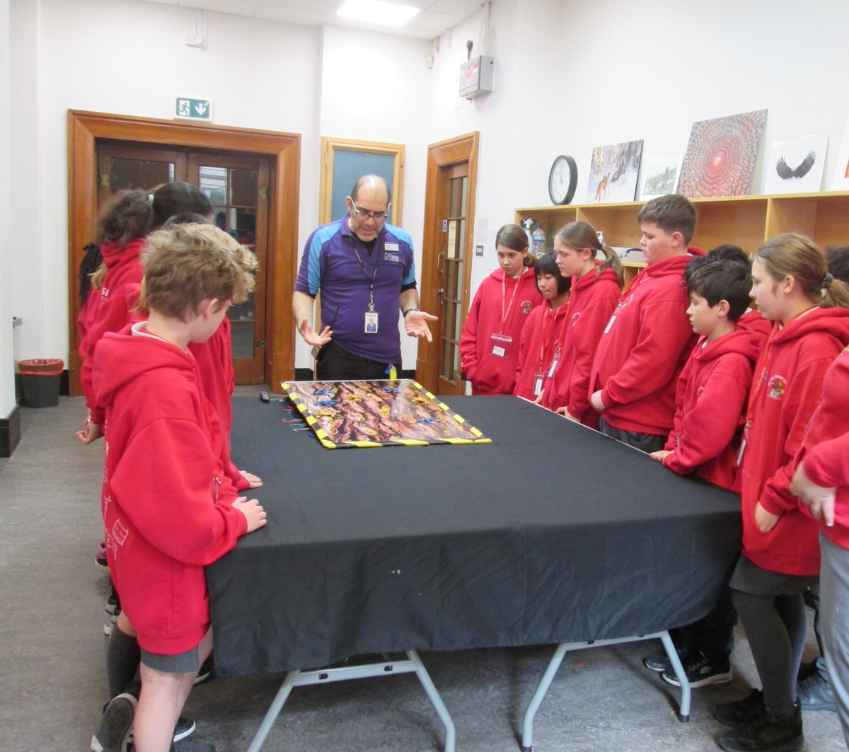 Year 6 classes spent a busy day at the Natural History Museum, consolidating their learning about evolution and natural selection. @naturalhistorymuseum <a href="/evolution/">Stacker</a> @naturalselection