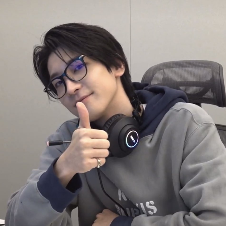 wwlake's tweet photo. 저 원우 사랑해요 https://t.co/60xC2UOYFZ