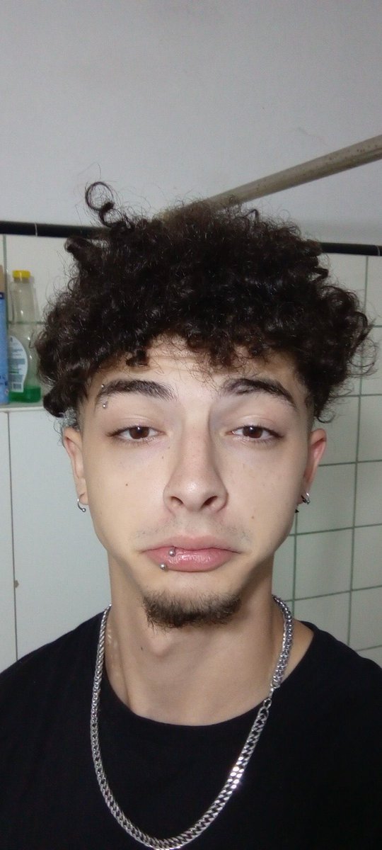 RafaelGarca5's tweet photo. @_downte Nombre pues para tu suerte mejor nazco muerto mi pa, te estafaron no le agradezcas a nadie https://t.co/moLc74fkJC