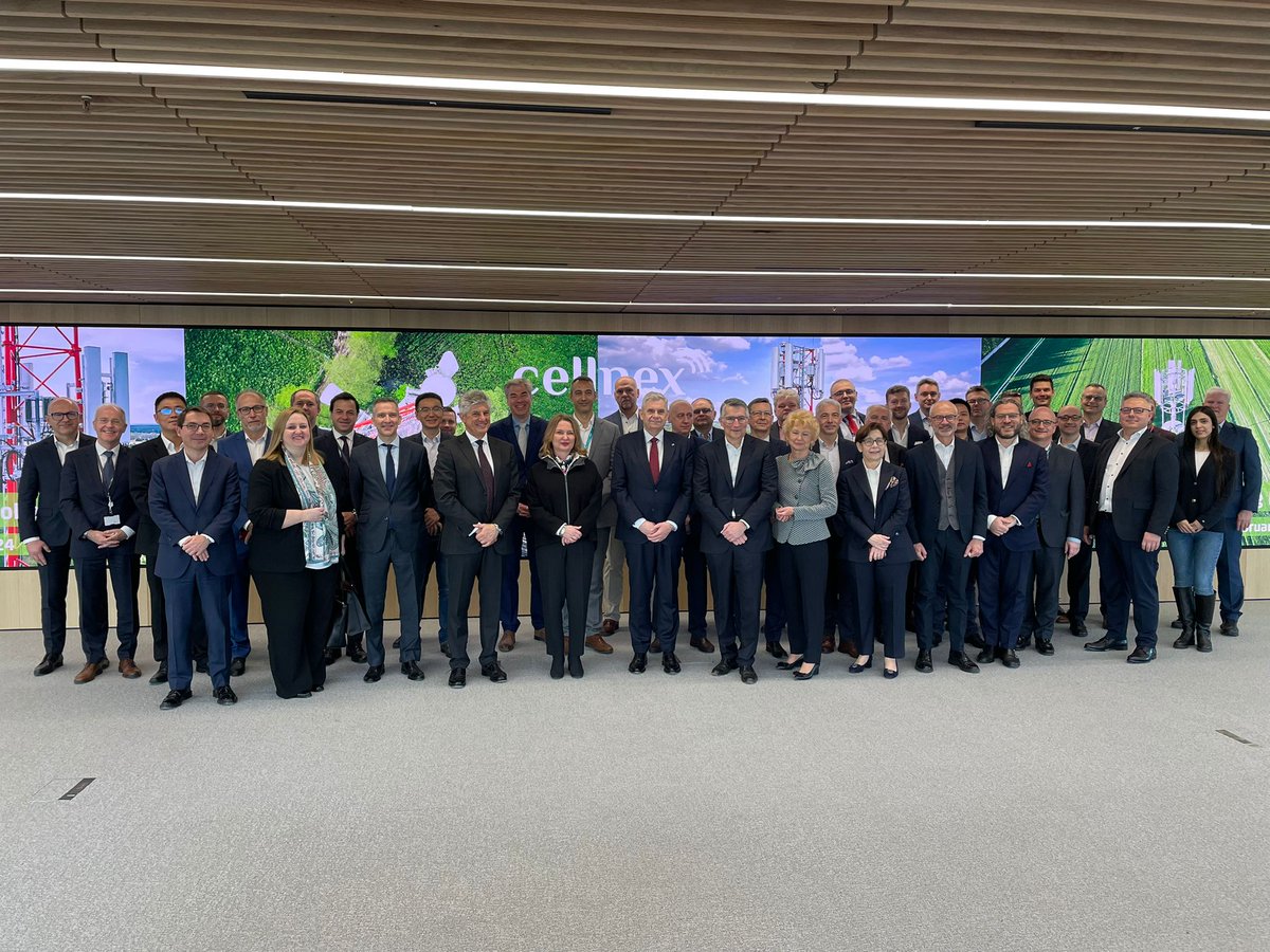Cellnex Poland tweet media