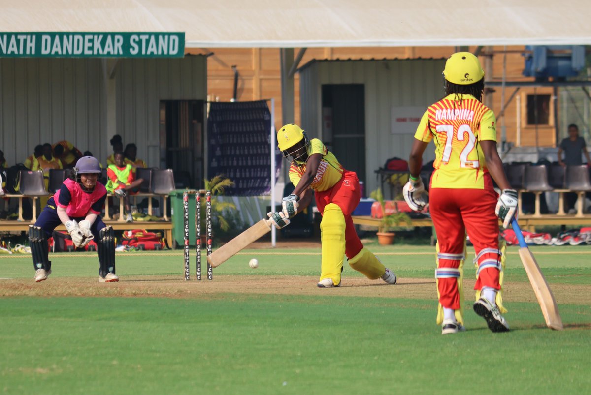 Some pics from Today's Action! 

4th T20: Victoria Pearls v Omtex ICWC 

#CricketUganda