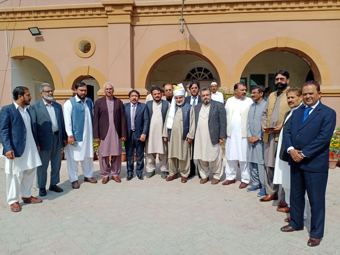 The meeting of World Peace Jirga Forum was held at the Commissioner's Office Multan presided over by Deputy Commissioner Multan Rana Rizwan Qadeer, while the Chief Guest was Khan Baba, MSWS President Zafar Shaheen and civil society representatives of Division Multan participated.