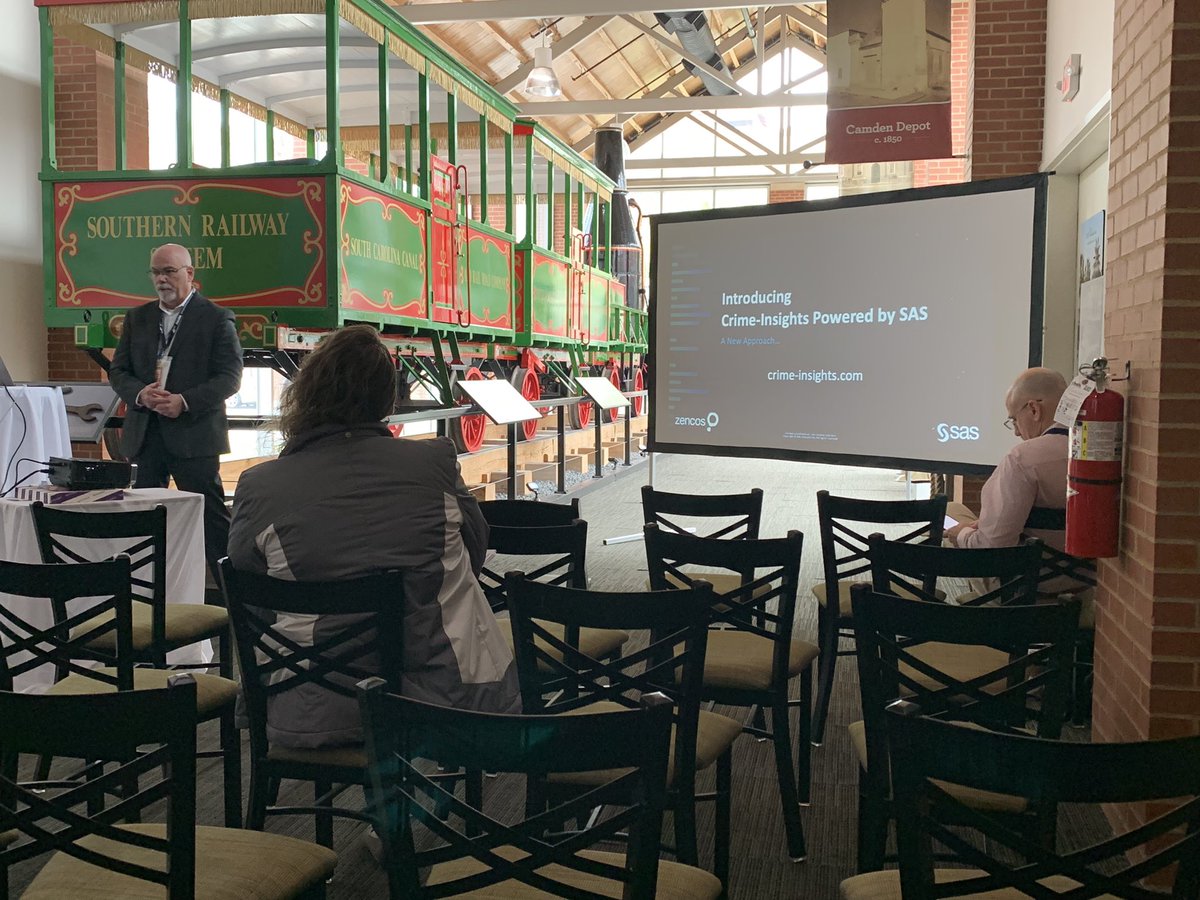 CarolinasCrime's tweet image. Brian Acken with SAS presenting on their Crime Insights tool for analysts working with NIBRS data at the Carolinas Crime Analysis Association 2024 conference in #CharlestonSC #crimeanalyst #crimeanalysis #intelligenceanalyst #intelligenceanalysis #CCAA2024conference