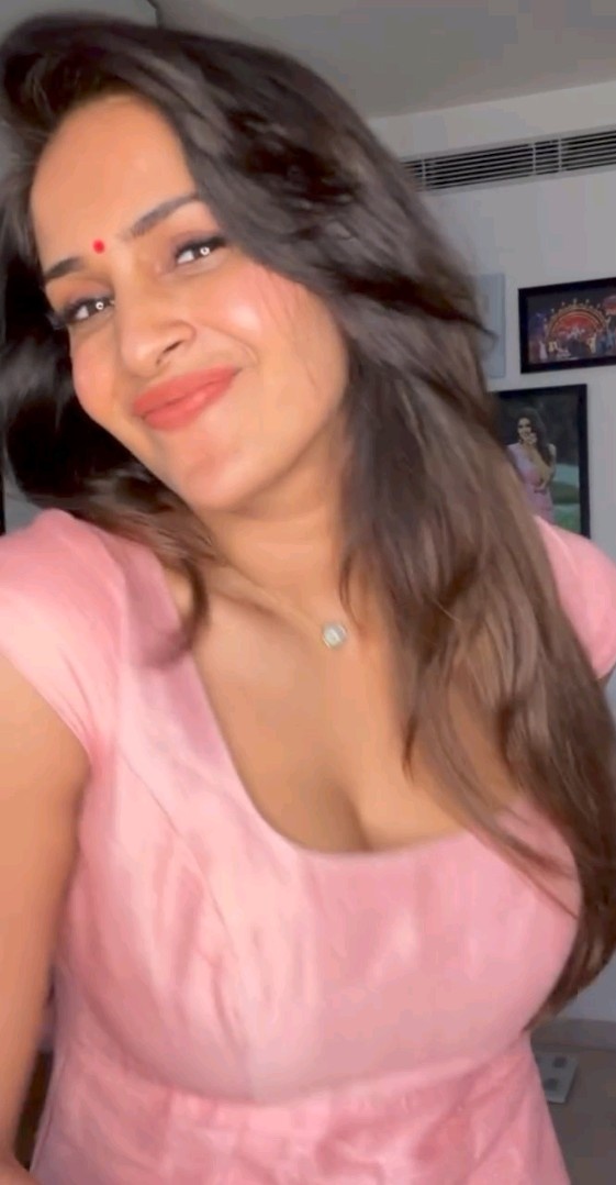 GHga6xCXwAAfpjr?format=jpg&name=medium