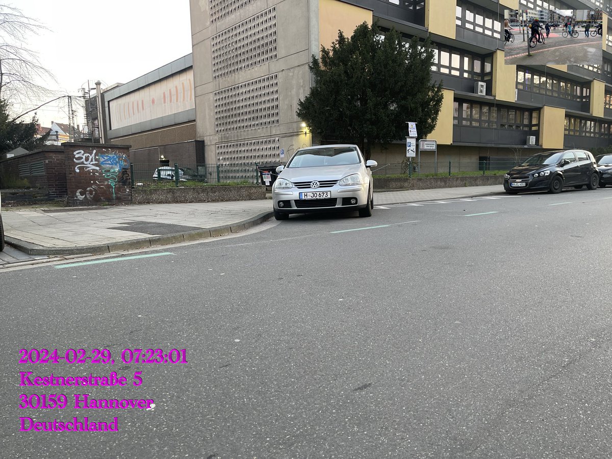 ICESonic6's tweet image. Handeln durch Umsetzen - Sorgt für Grundsätzliche#BewusstseinVeränderung #KlimaNeutral2030 @KlimaRegion #Veloroute @SFFHannover @CritMassHann @Marathon_HAJ @SpdZoo @spdhannover @jusos @SFFHannover @Polizei_H @Daniela_Behrens @OlafLies @SPDNDS #G20a @AufstandLastGen #RadRevolution