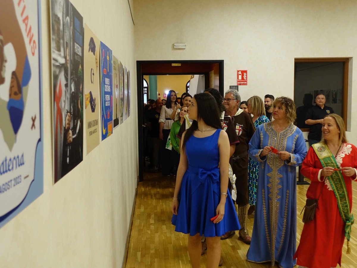 Intercomparsas's tweet image. En colaboración con @AytoPaterna convocamos a los artistas a unir su nombre a una de las Fiestas de Moros y Cristianos más emblemáticas con el 27º Concurso del Cartel Anunciador de Fiestas José Barbeta, dotado con un premio de 1.000 euros. Bases en intercomparsas.org