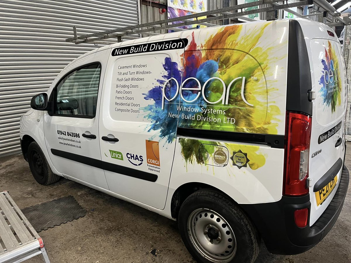 PearlWindows's tweet image. It's all go, this week, at the Pearl Factory with office revamps, new signage and new van graphics. #branding #officerevamp #vansignage